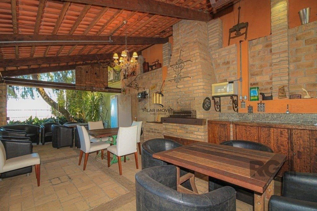 Casa em Condomínio à venda com 4 quartos 319 m²  Rua Manoel Leao, Pedra Redonda, Porto Alegre
