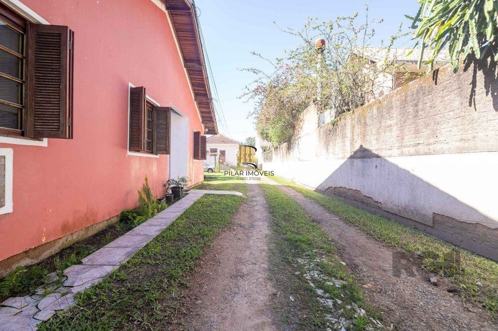 Casa 6 Dormitório(s) Bairro Vila Nova