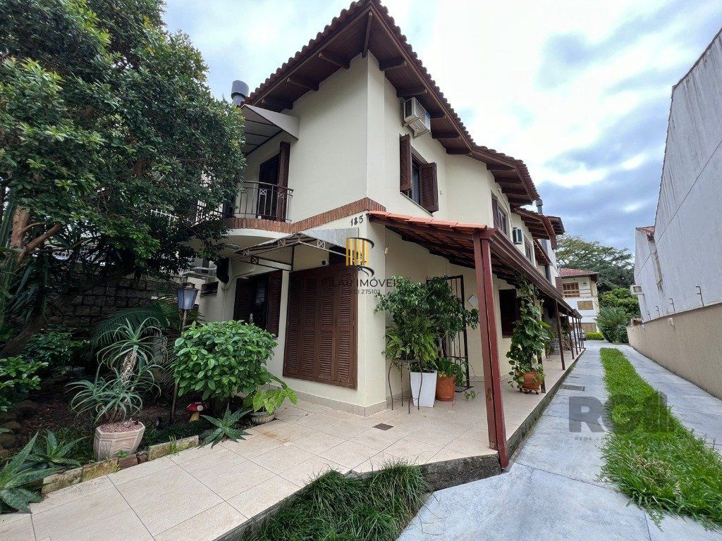 Casa de Condomínio 2 dormitórios no bairro Teresópolis - Pilar Imóveis