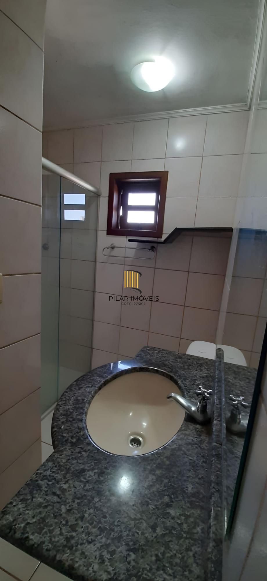 Casa com 3 dormitórios no bairro  Aberta dos Morros - Porto Alegre
