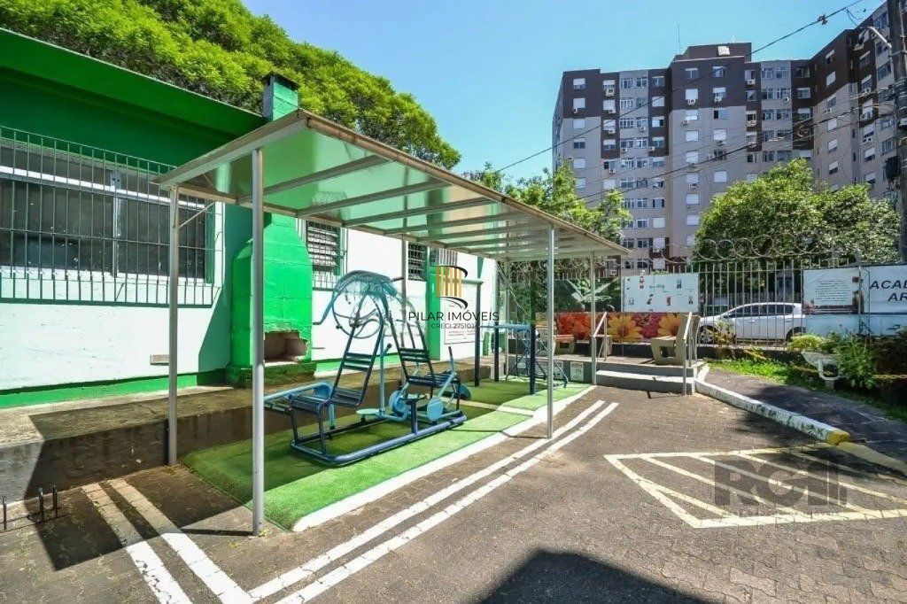 Apartamento de 2 dormitórios no bairro Cristal