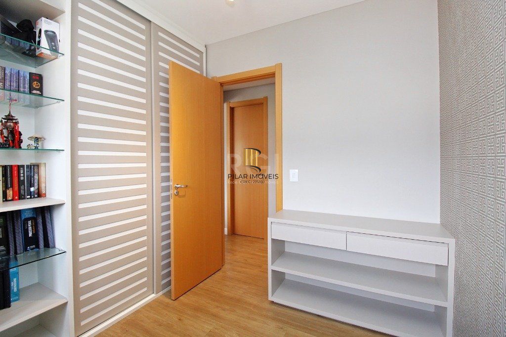Apartamento para Venda - 62m², 2 dormitórios, sendo 1 suites, 2 vagas - Teresópolis