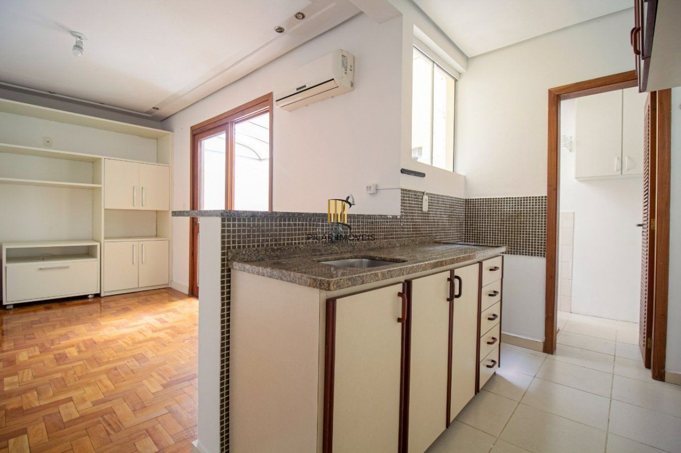 Apartamento de 1 quarto e 45m² à venda em Bom Fim, Porto Alegre.