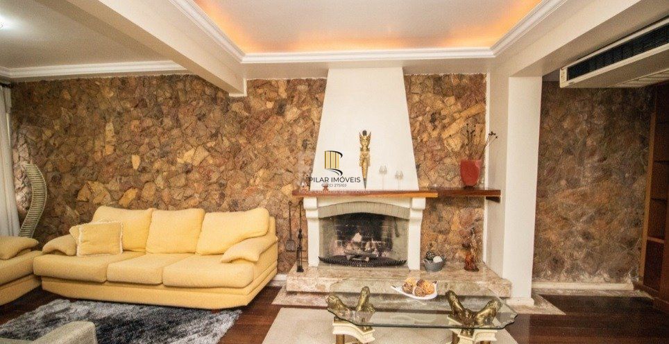Casa para Venda - 169m², 3 dormitórios, sendo 1 suites, 4 vagas - Ipanema