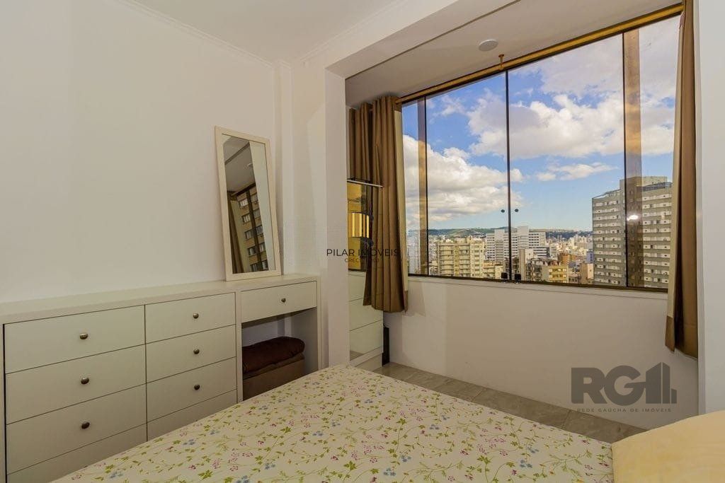 Apartamento 73m² - 2 dormitórios no Centro Histórico