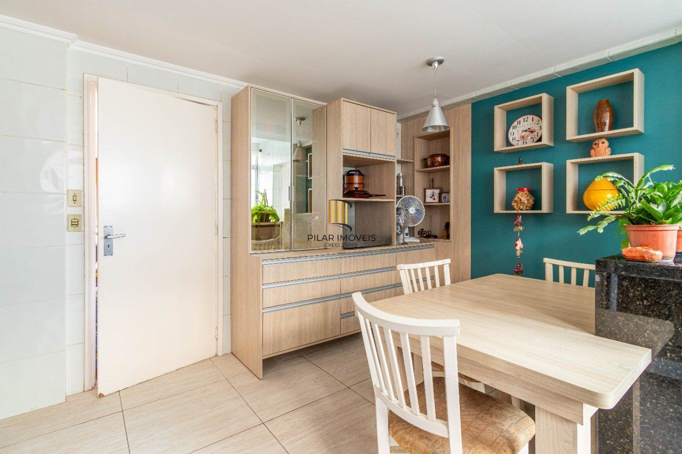 Apartamento com 3 quartos e 116m² à venda em Petrópolis, Porto Alegre. Rua General Souza Doca, Petrópolis, Porto Alegre