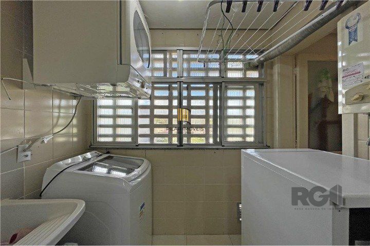 Apartamento para Venda - 77m², 2 dormitórios, 1 vaga - Teresópolis