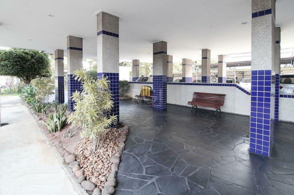 Apartamento para Venda - 72m², 2 dormitórios, 1 vaga - Passo da Areia