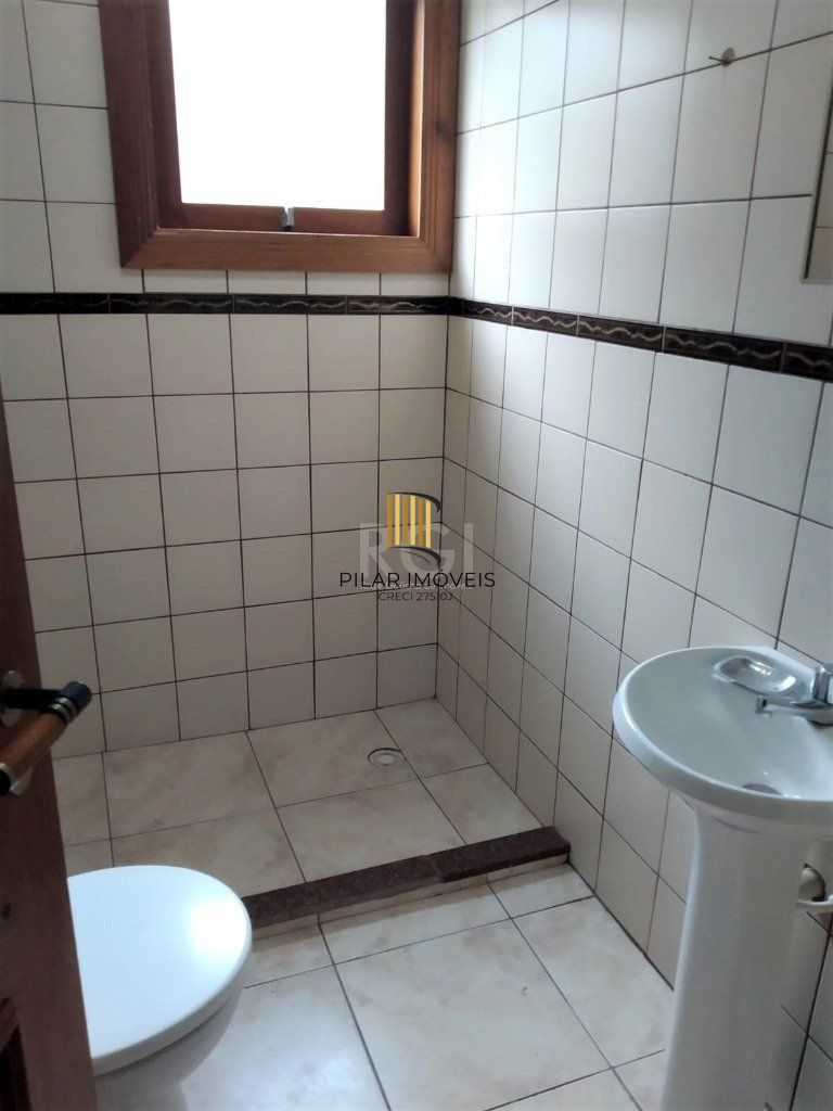 Casa para Venda - 190m², 3 dormitórios, sendo 1 suites, 1 vaga - Tristeza
