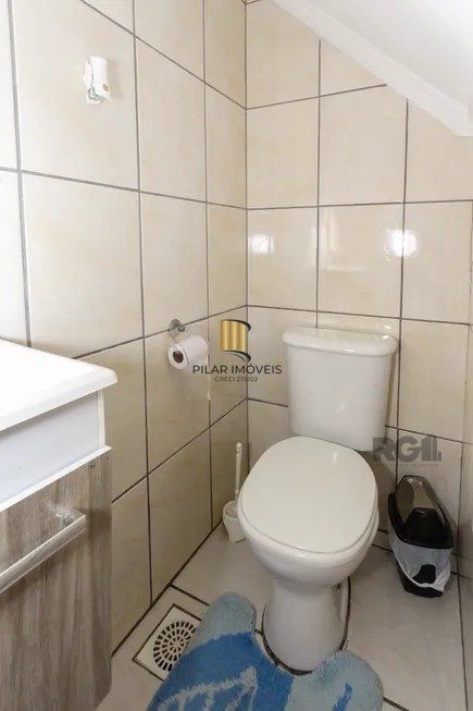 Casa em condomínio com 3 dormitórios, 1 vaga no bairro Nossa Senhora das Graças, Canoas!