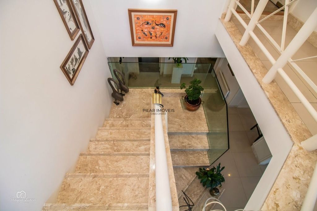 Cobertura para Venda - 412m², 4 dormitórios, sendo 3 suites, 2 vagas - Moinhos de Vento