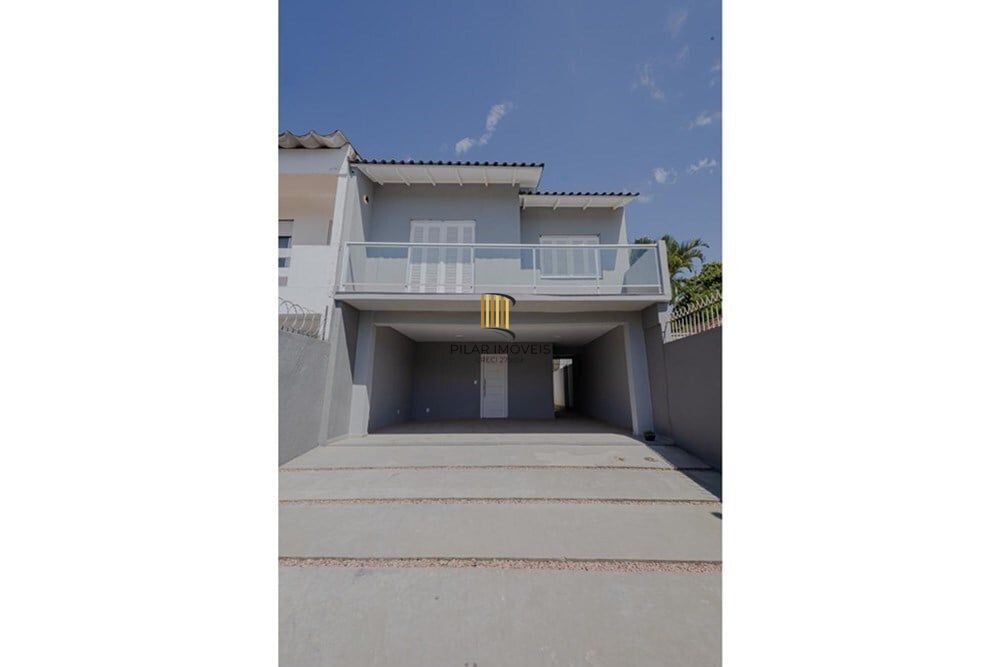 Casa 3 dormitórios no bairro Teresópolis