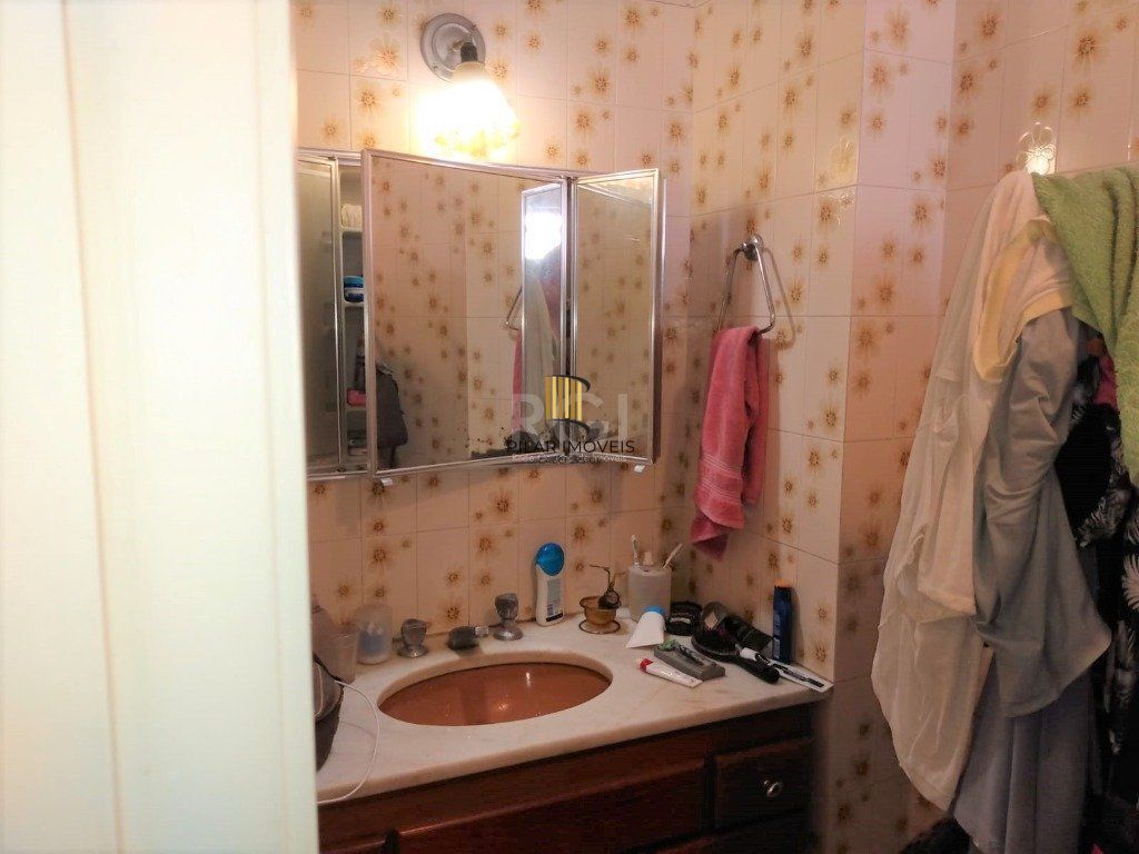 Cobertura para Venda - 237.88m², 3 dormitórios, sendo 1 suites, 2 vagas - Moinhos de Vento