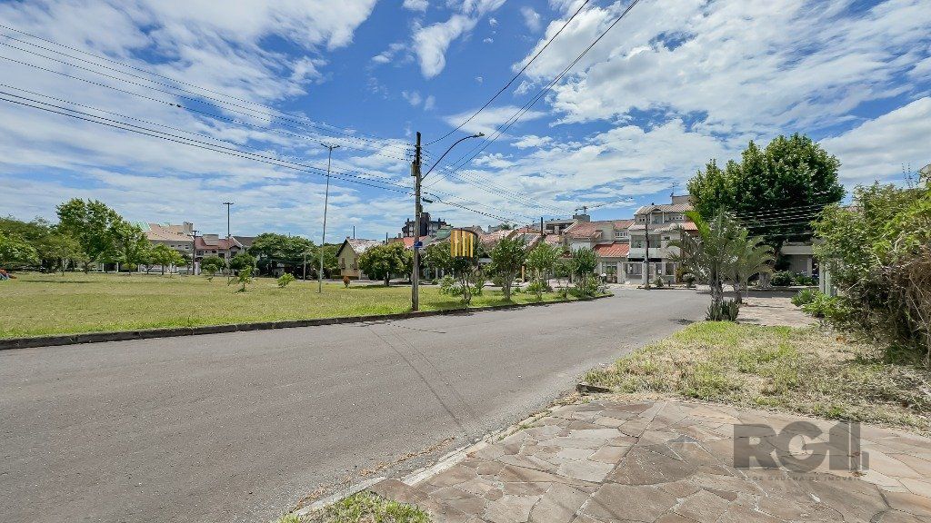 Casa 4 dormitórios no bairro Jardim Itu