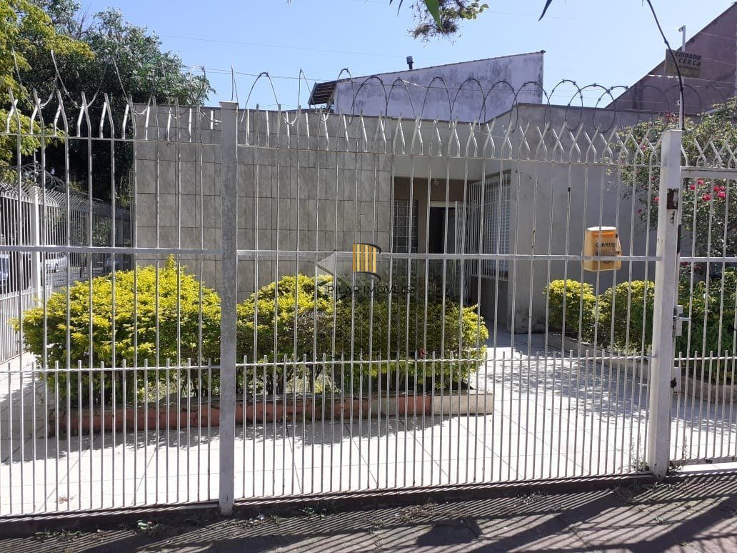Casa com 3 quartos, 4 vagas e 159m² - Rua General Caldwell - Menino Deus, Porto Alegre