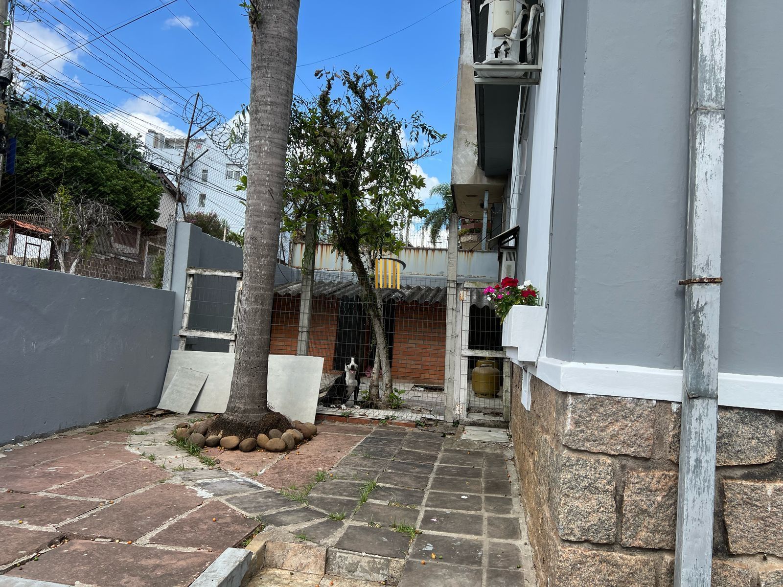 Casa Residencial à Venda no bairro Nonoai