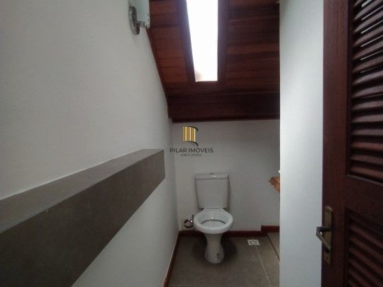 Casa de Condomínio 3 dormitórios no bairro Cristal