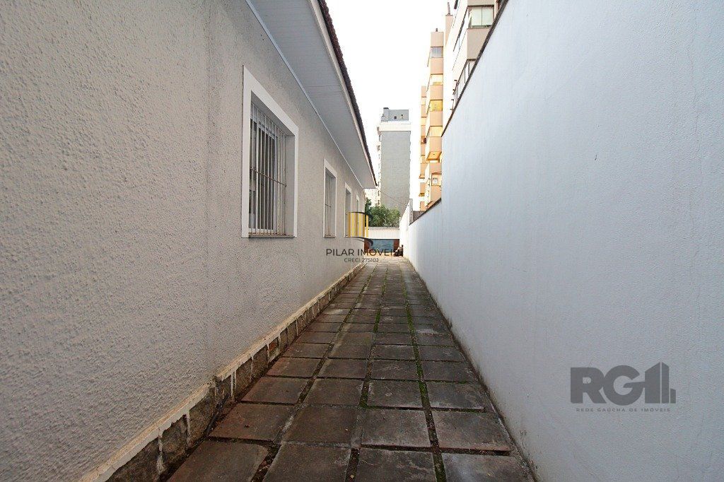 Casa 2 dormitórios no bairro Petrópolis