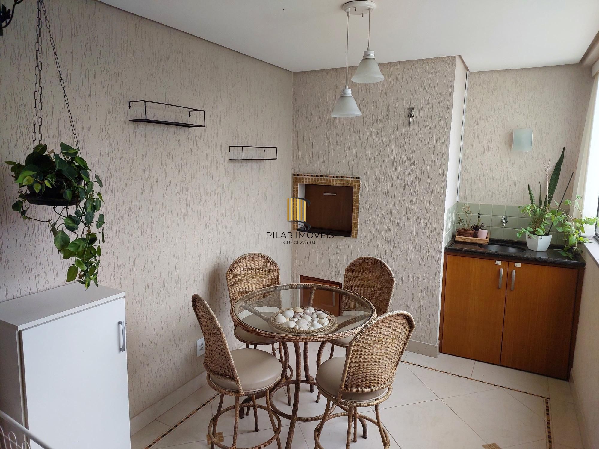 Apartamento com 2 dormitórios no Bairro Partenon