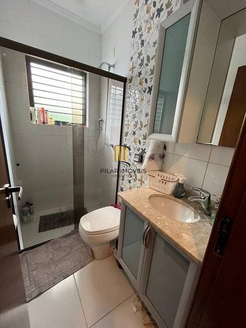 Casa de 200m², bairro Rubem Berta
