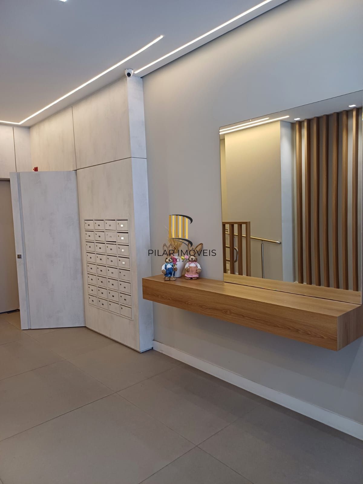 Apartamento 2 dormitórios no bairro Azenha