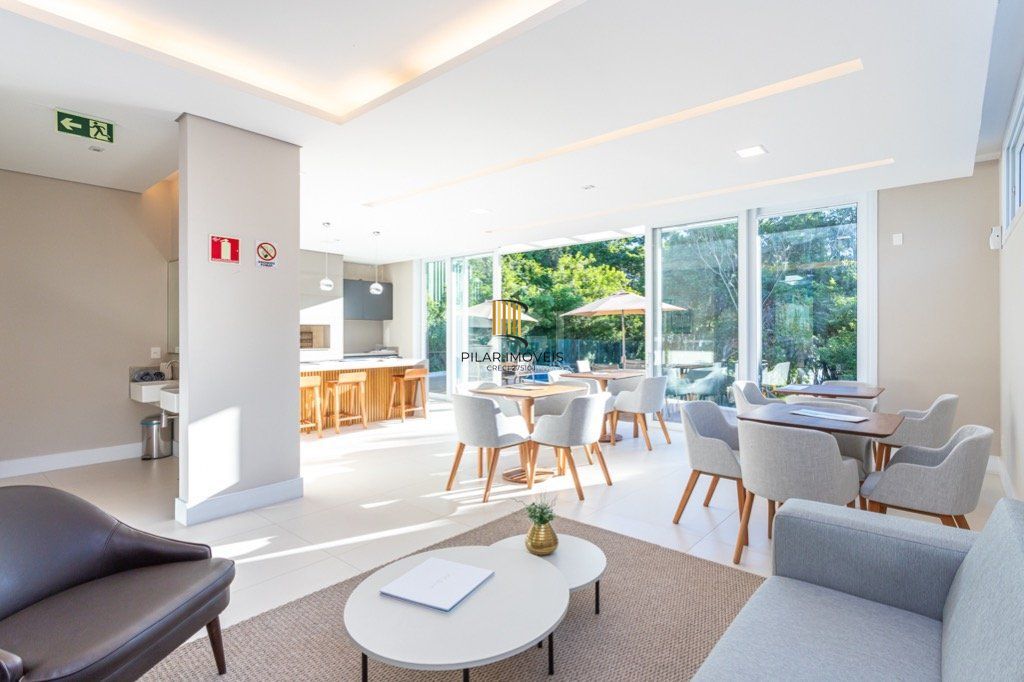 Casa Condominio para Venda - 450m², 3 dormitórios, sendo 3 suites, 3 vagas - Pedra Redonda