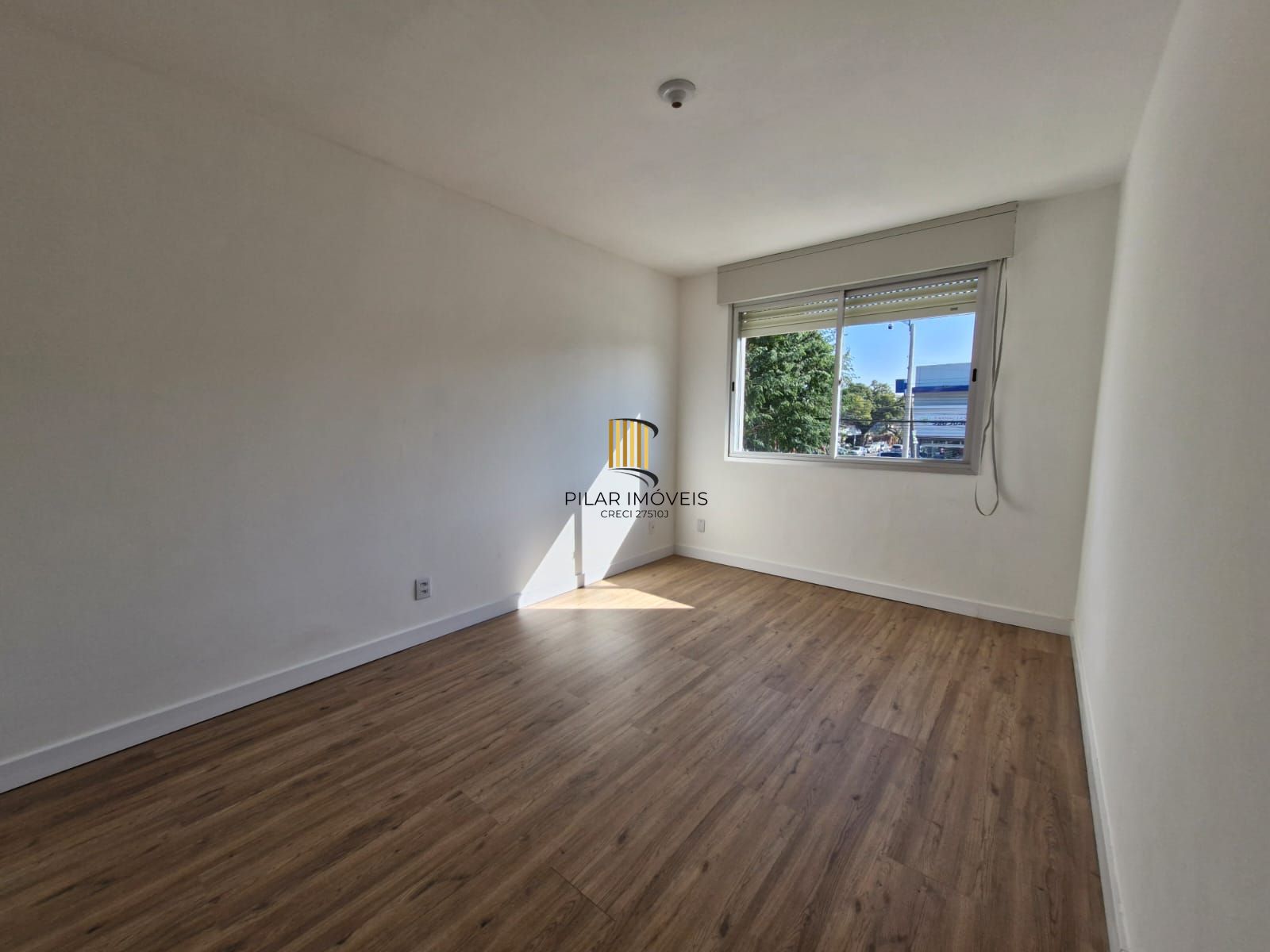 Apartamento 3 dormitórios na rua Corronel Massot, Cristal.