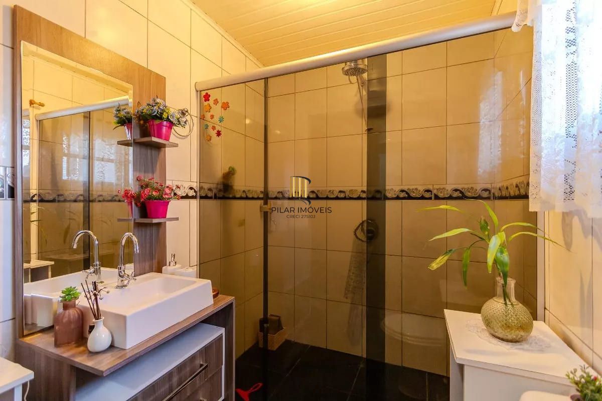 Casa de condomínio à venda com 258m², 3 quartos e 2 vagas