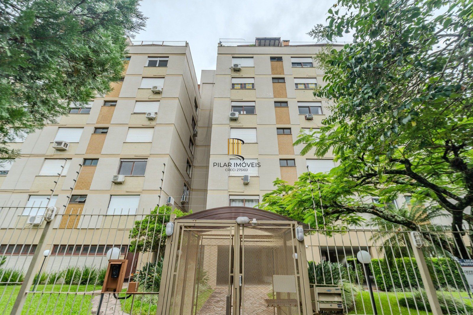 Apartamento de 3 dormitórios á venda no Bairro Cristal, Porto Alegre