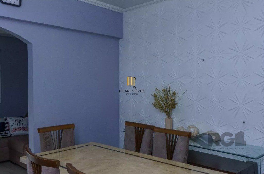 Casa 164m², 3 dormitórios, 3 vagas no bairro Jardim Carvalho