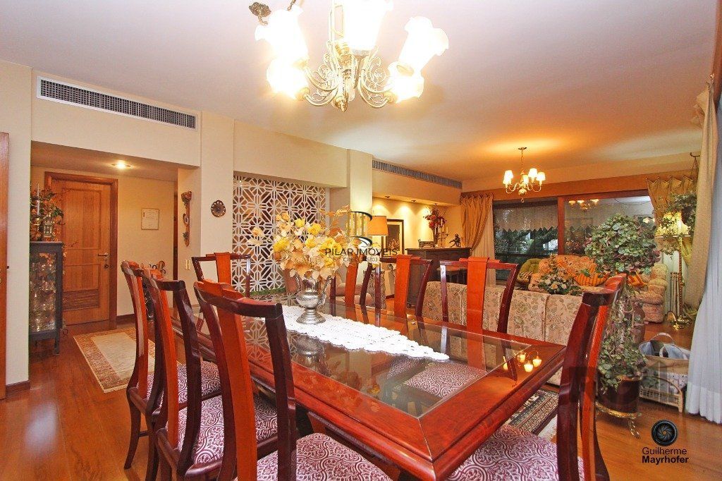 Excelente apartamento de 315m² com 3 dormitórios e 2 vagas.
