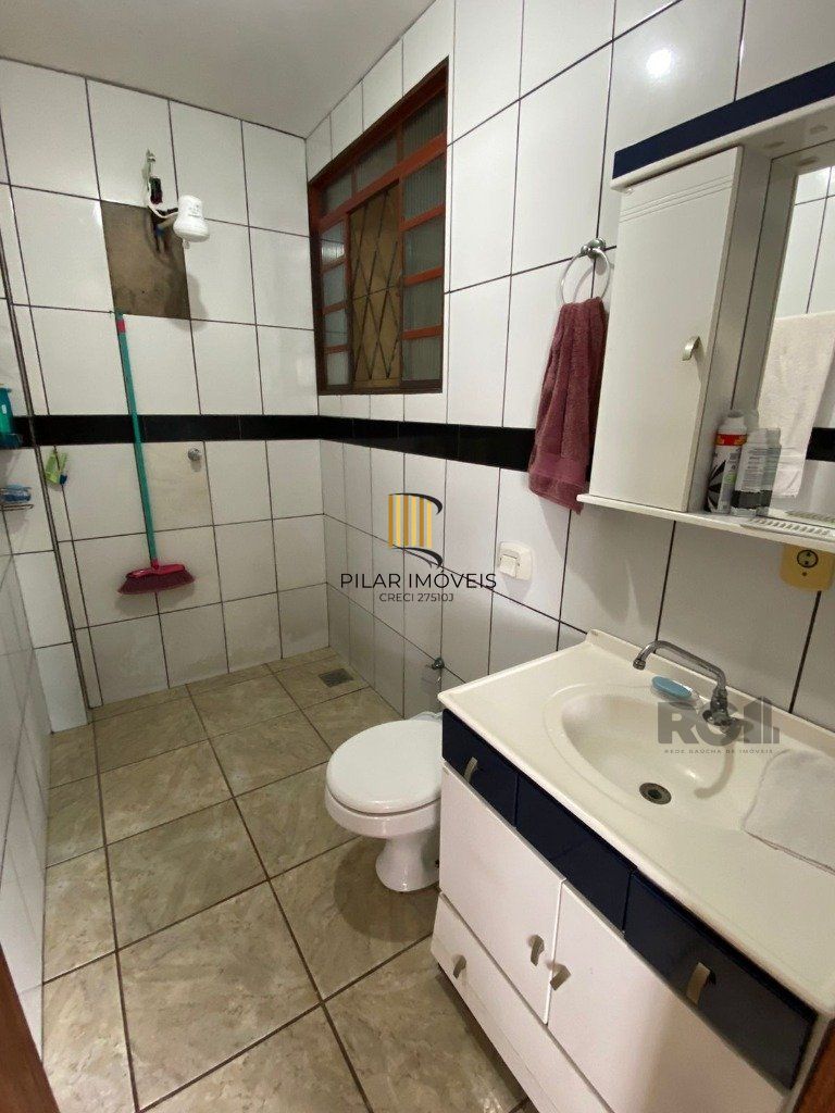 Casa 2 dormitórios no bairro Vila Nova
