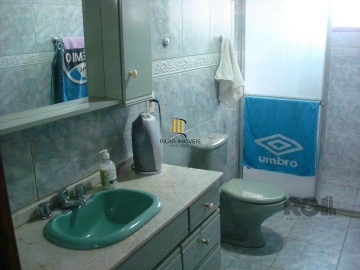 Casa 4 dormitórios no bairro Nonoai