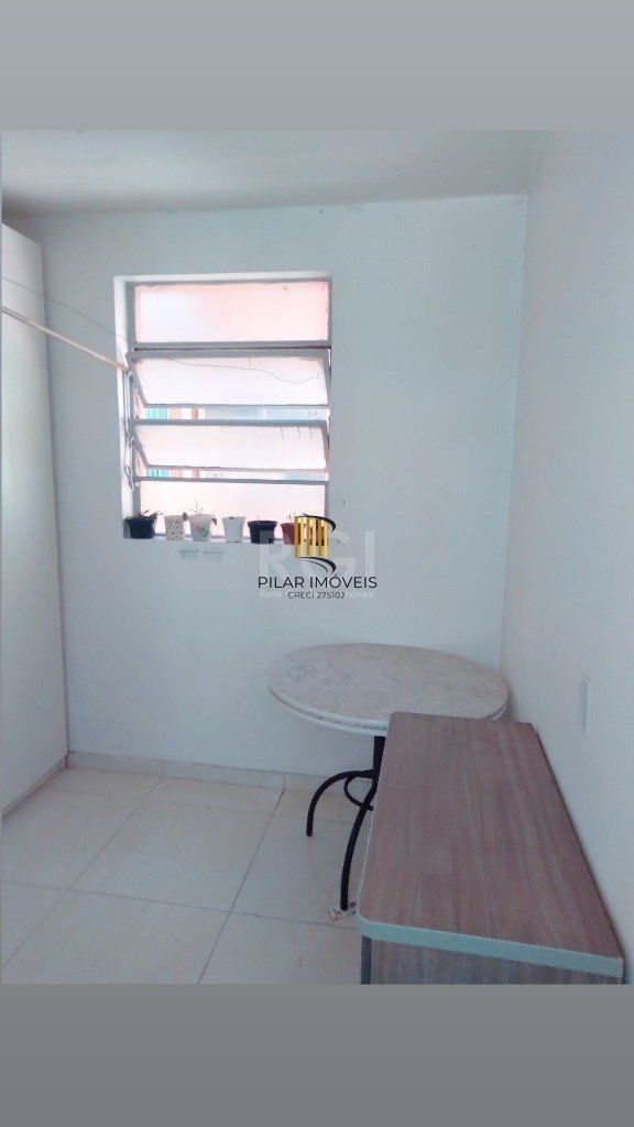 Apartamento para venda com 80m² e  2 dormitórios no bairro  Navegantes Porto Alegre