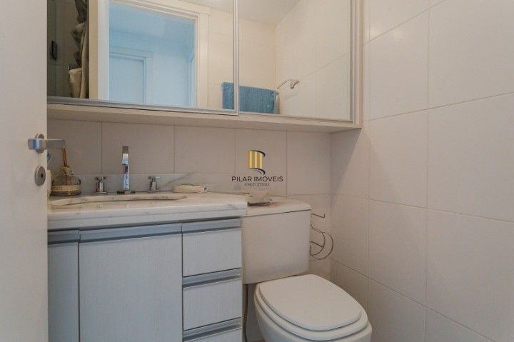 Apartamento 3 dormitórios no bairro Partenon