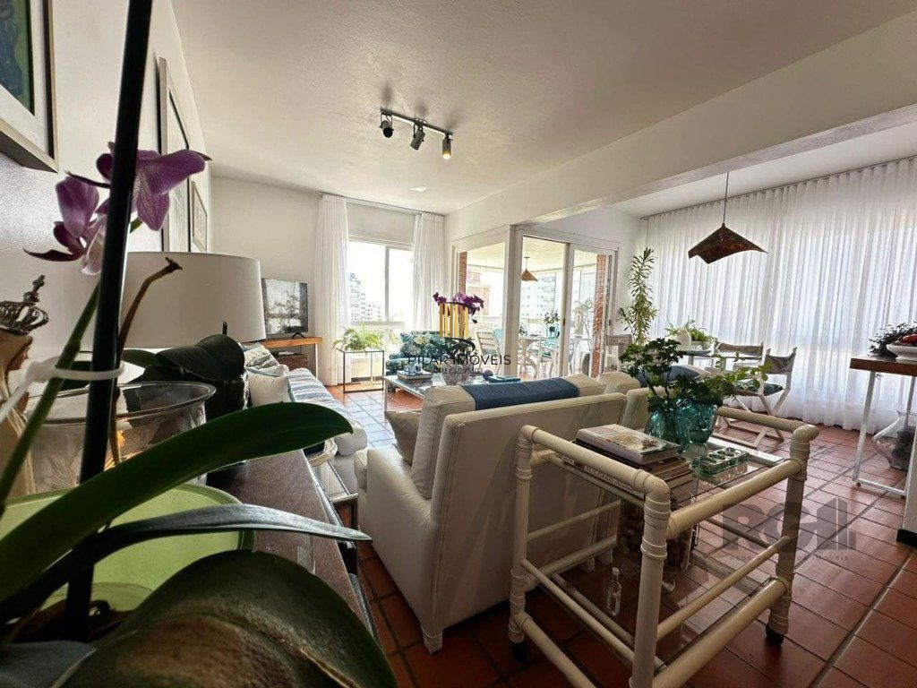 Apartamento 3 dormitórios no bairro Centro