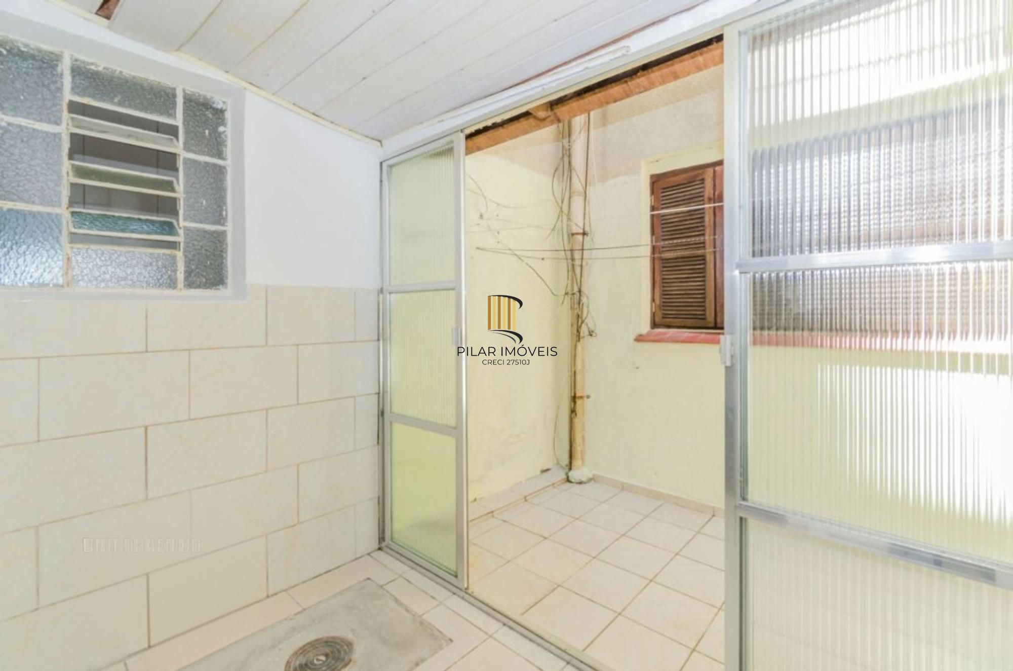 Apartamento com 2 quartos e 38m² à venda em Cidade Baixa, Porto Alegre.