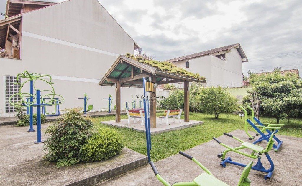 Casa em Condomínio, 131m², 2 dormitórios, 1 vaga no bairro Cavalhada