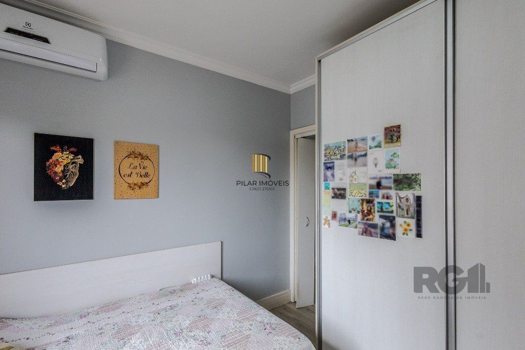 Casa de Condomínio 3 dormitórios no bairro Jardim Itu