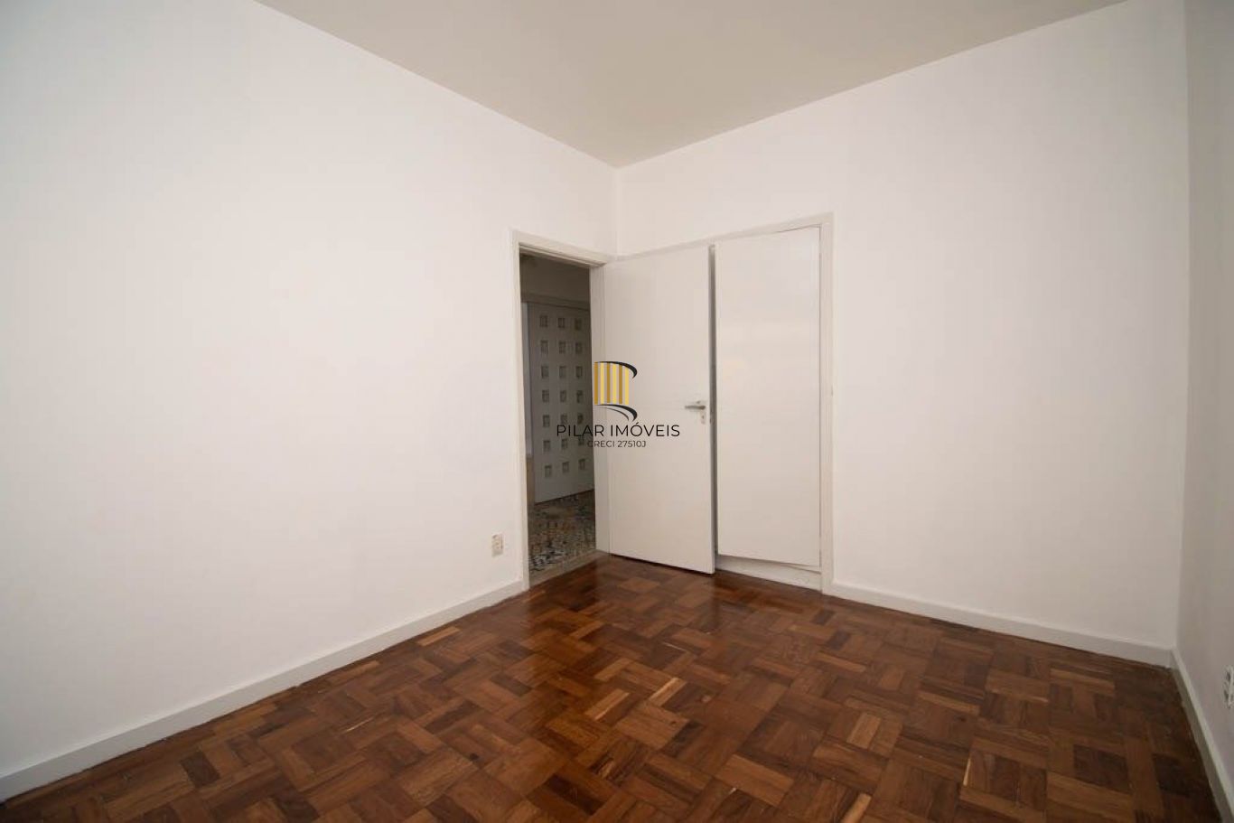 Apartamento de 3 dormitórios à venda no Bairro Centro Histórico, Porto Alegre.