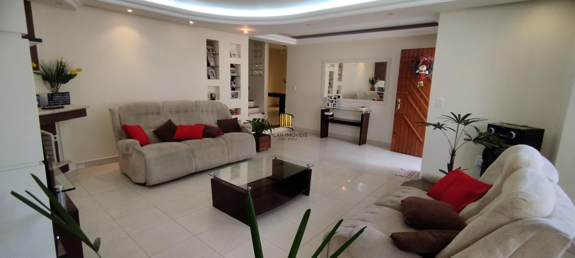 Casa 348m², 4 dormitórios, 2 vagas no bairro Nonoai