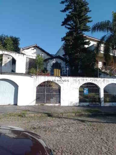 Casa para Venda - 250m², 3 dormitórios,  - Medianeira