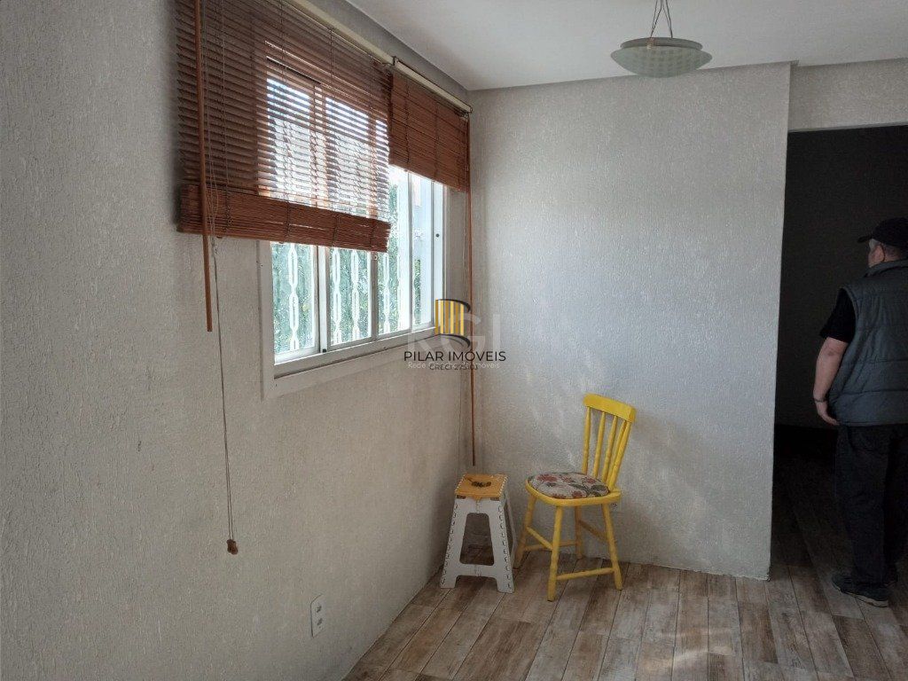 Casa para Venda - 384m², 3 dormitórios, sendo 1 suites, 3 vagas - Teresópolis