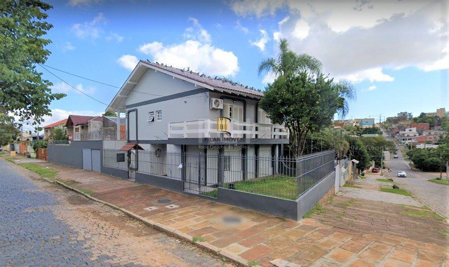 Casa para Venda - 238.35m², 4 dormitórios, sendo 1 suites, 2 vagas - Nonoai