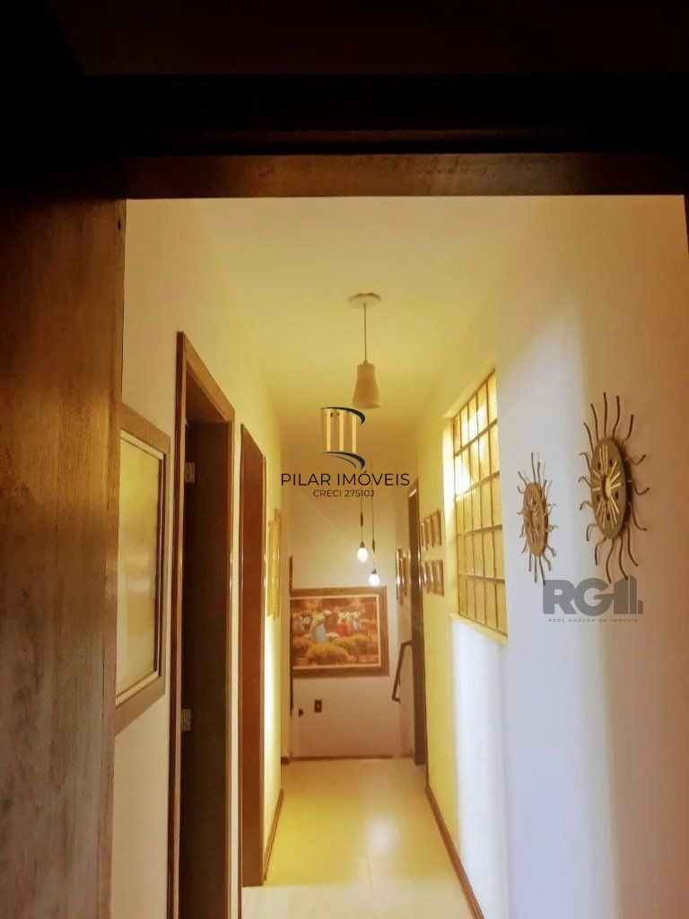 Casa com 3 dormitórios no bairro Tristeza