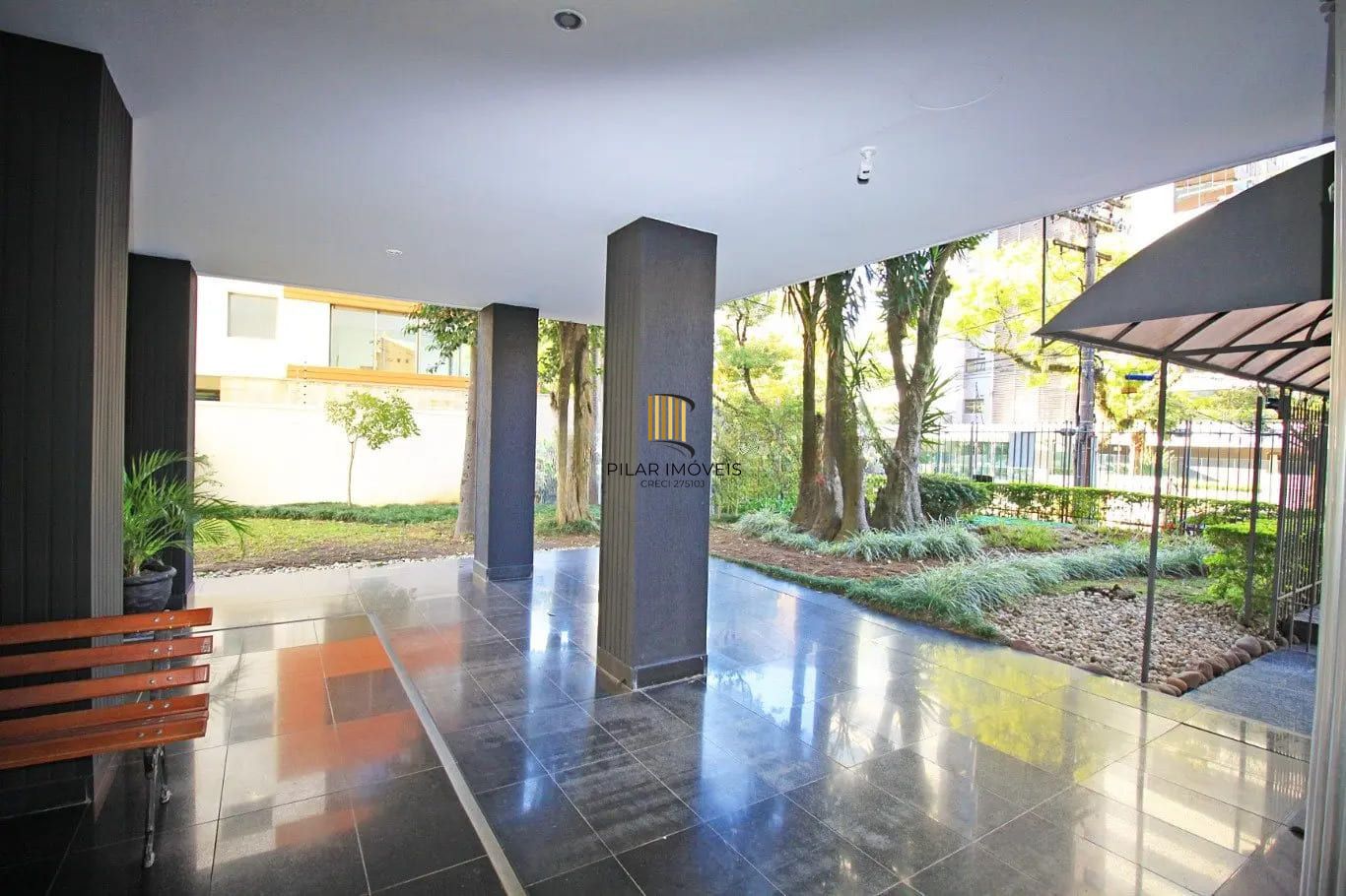 Apartamento Garden de 3 dormitórios à venda no Bairro Petrópolis.