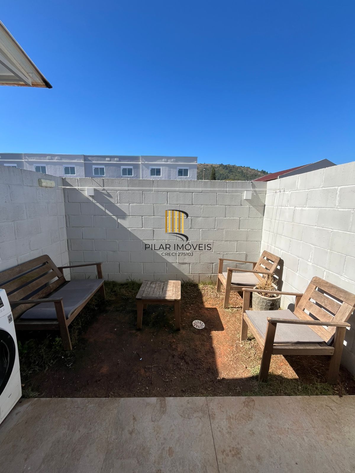 Casa em Condomínio 02 dormitórios Zona Sul