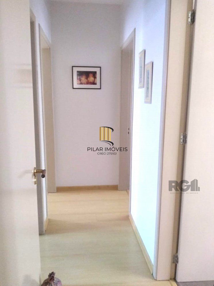 Apartamento 129m² - 3 dormitórios, 3 banheiros e 1 vaga de garagem no bairro São João