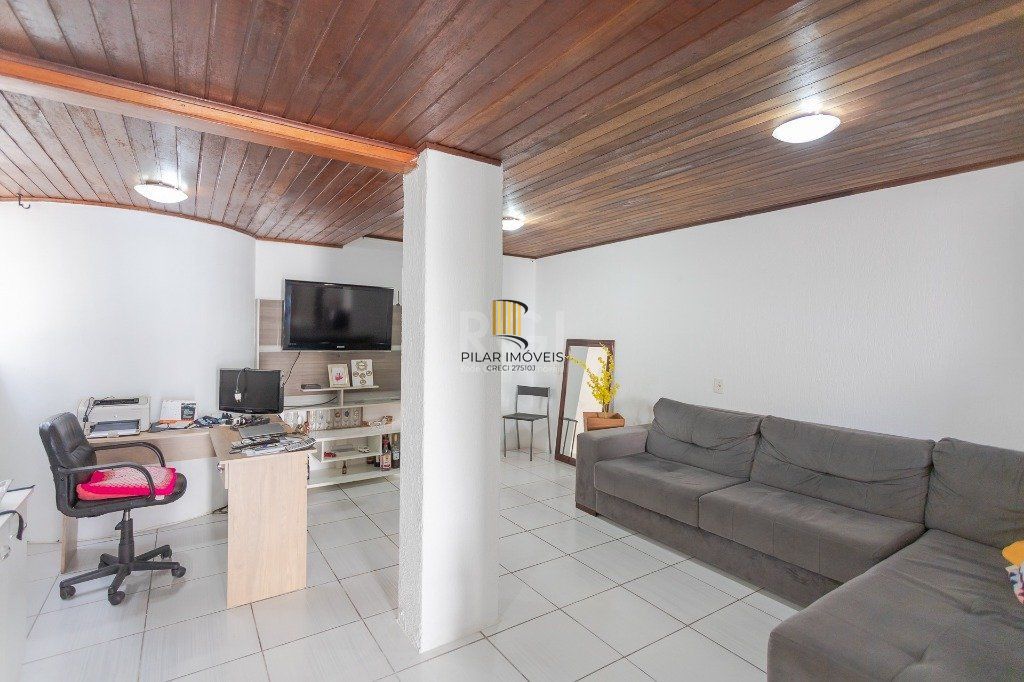 Casa 4 Dormitório(s) Bairro Glória