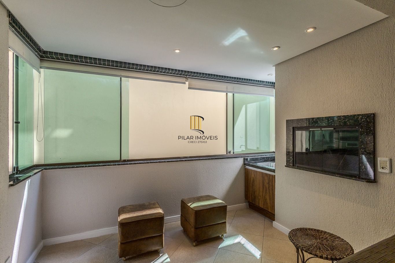 Apartamento 2 dorms à venda Rua Felipe de Oliveira, Petrópolis - Porto Alegre - Pilar Imóveis